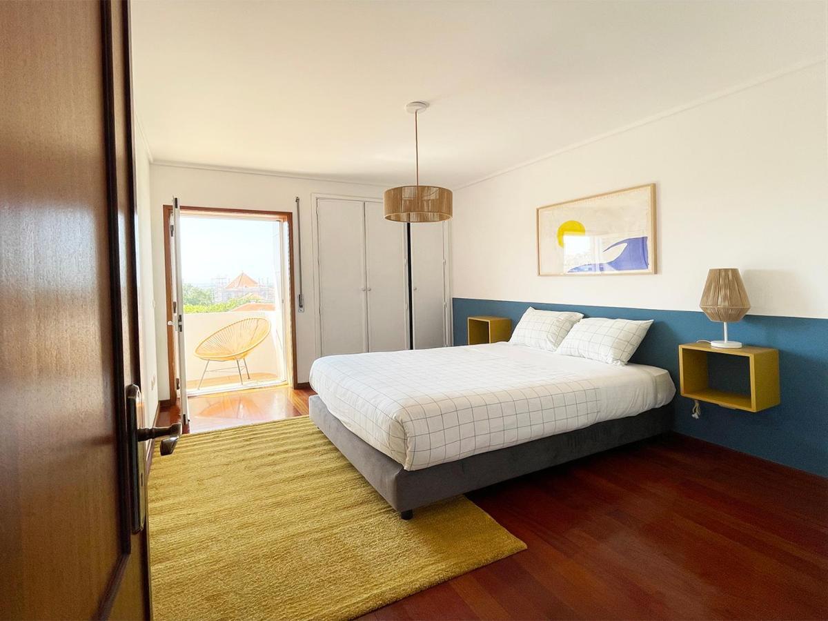 Yellow House Aveiro Smart Tv And Garage Buitenkant foto