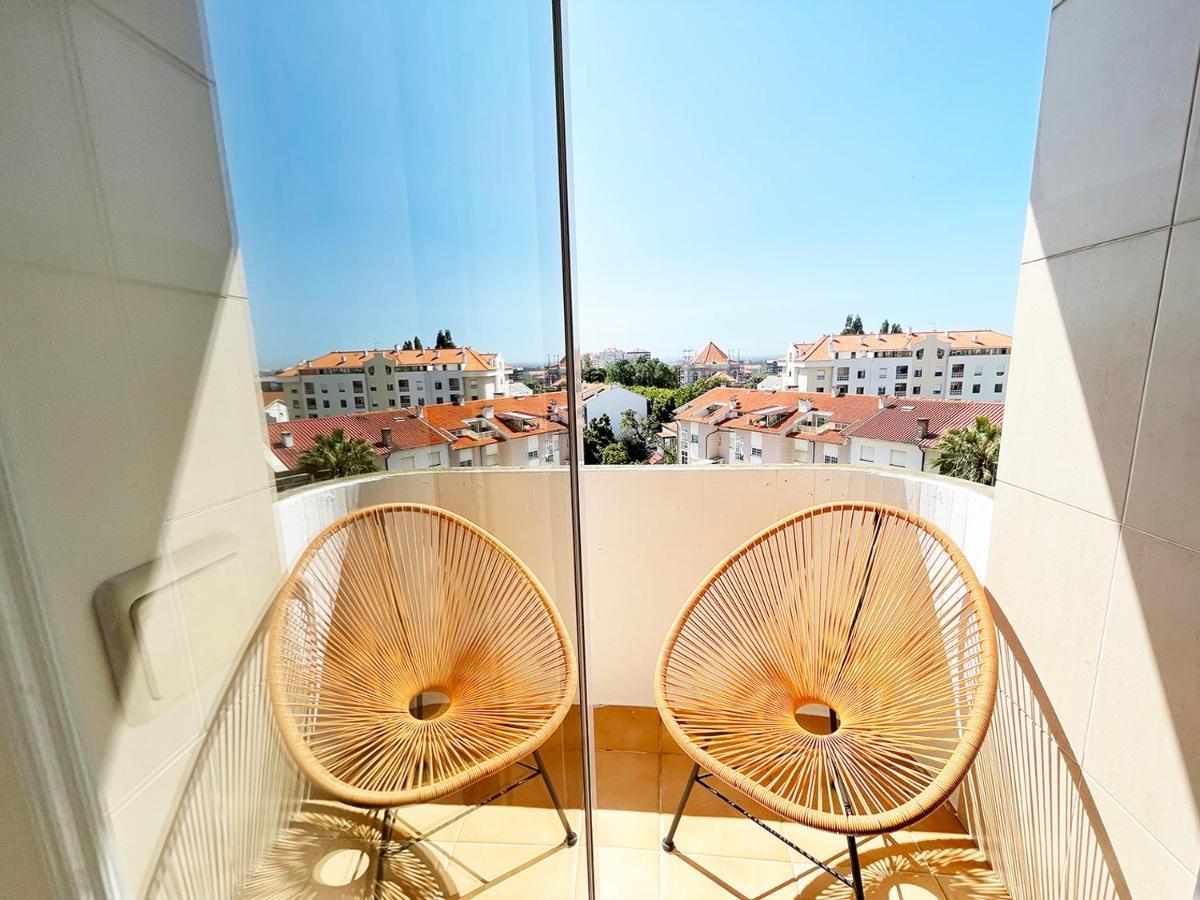 Yellow House Aveiro Smart Tv And Garage Buitenkant foto